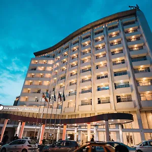 4* מלון Best Western Plus